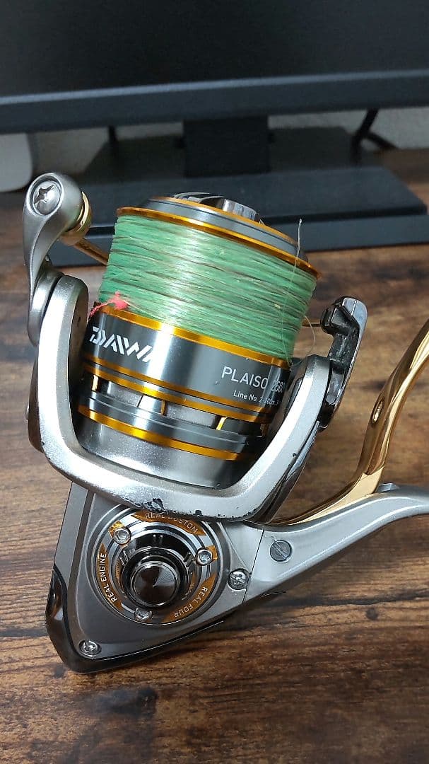 ダイワ 2500HL-B スピニングリール