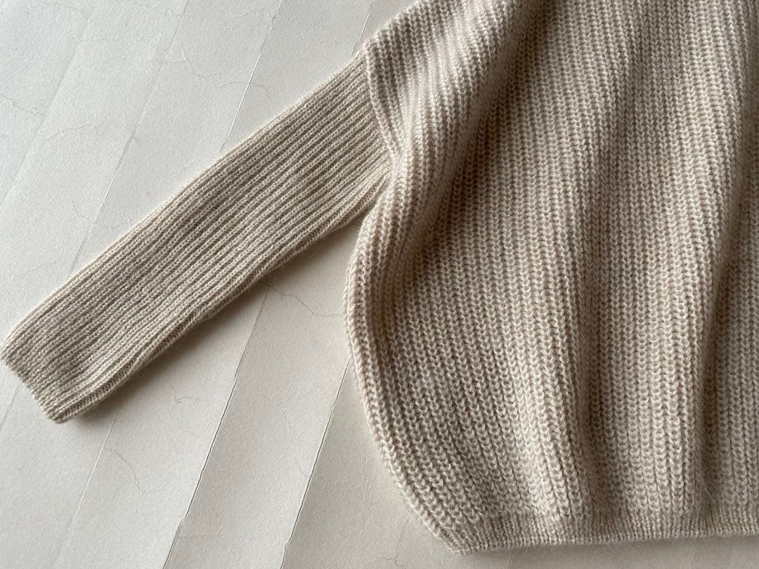 未使用◼️ニコルソンアンドニコルソン ワイド身幅ウールタートルニット