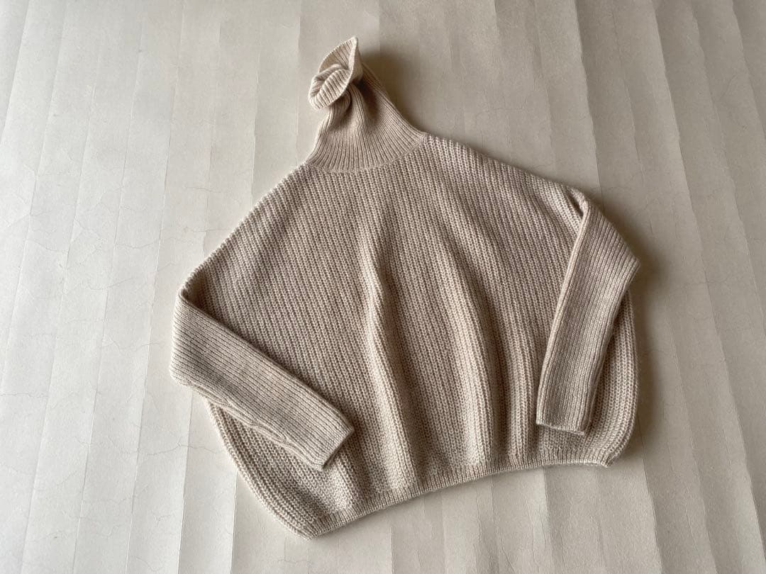 未使用◼️ニコルソンアンドニコルソン ワイド身幅ウールタートルニット