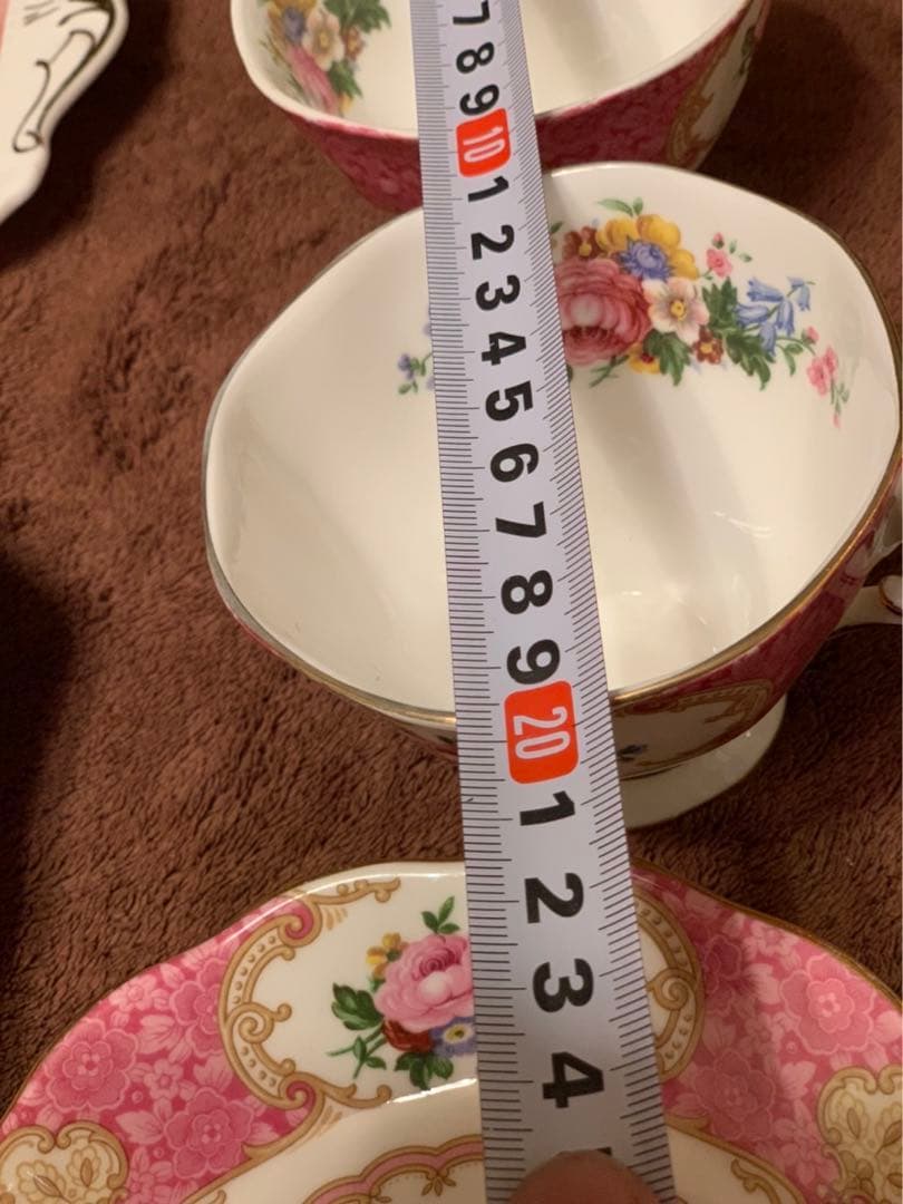   Lady Carlyle tea “set”