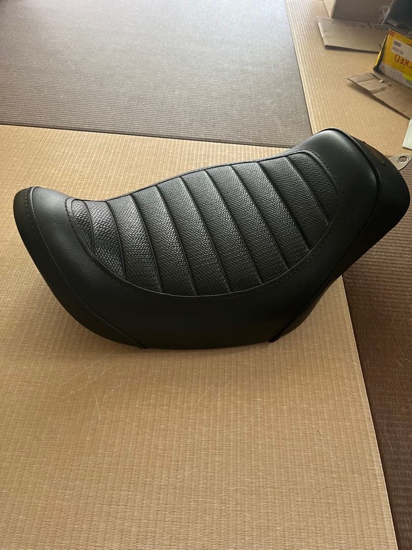 ハーレーダビットソン　ダイナ　06-17 K&Hソロシート