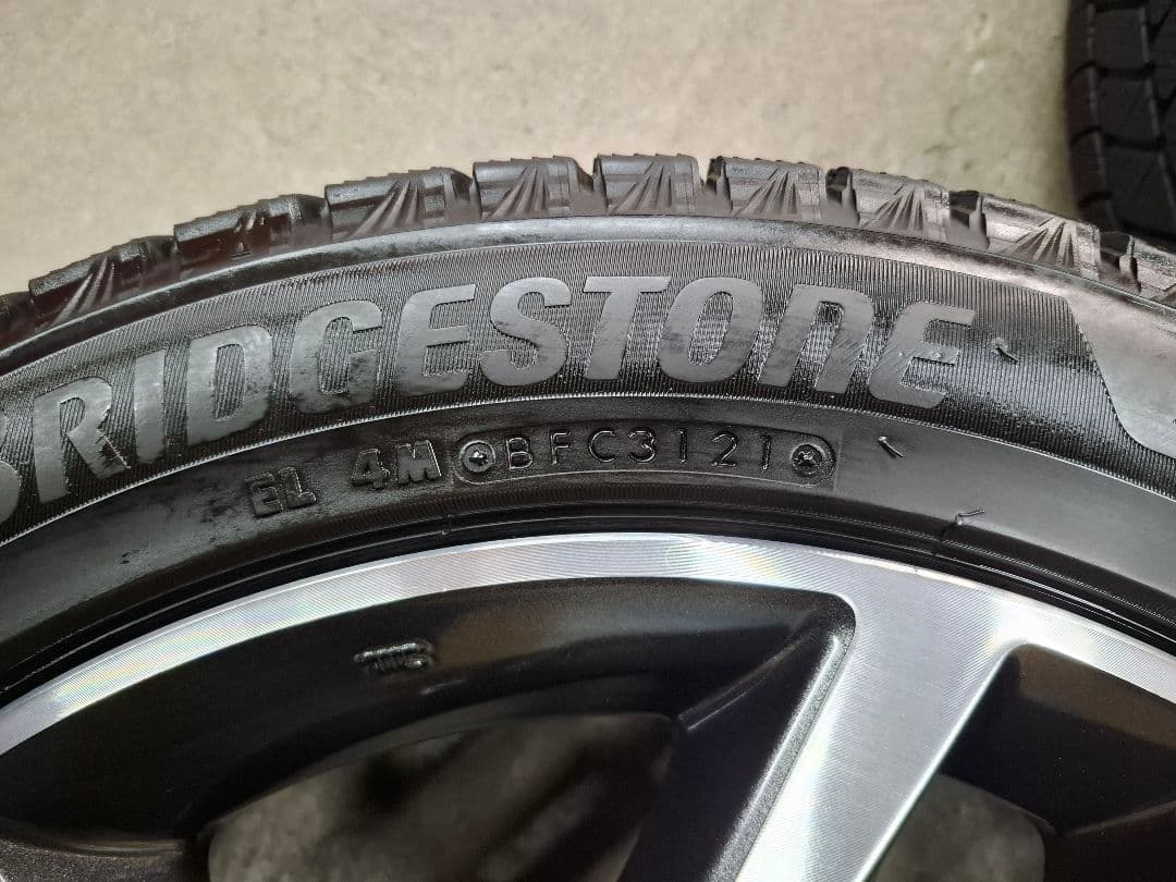 【超極上品】スバル NEW レヴォーグ 純正 ホイールタイヤ スタッドレス