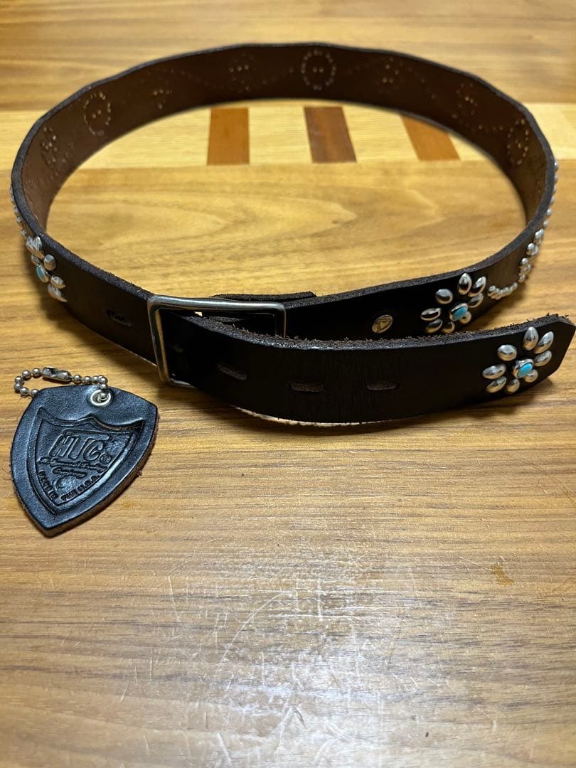 お*す様 HTC Belt 32⭐️HTCターコイズスタッズベルト/財布キムタク