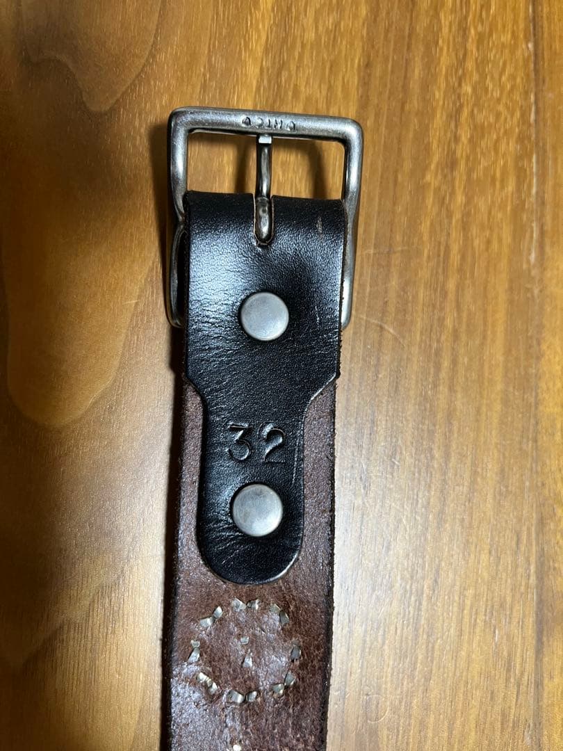 お*す様 HTC Belt 32⭐️HTCターコイズスタッズベルト/財布キムタク