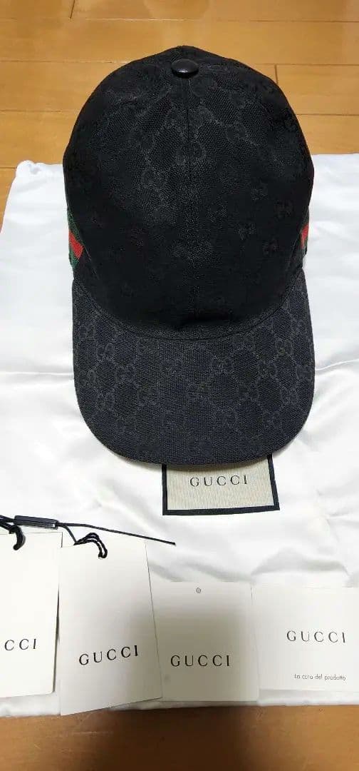 GUCCI ブラック ベースボールキャップ GGパターン　Sサイズ