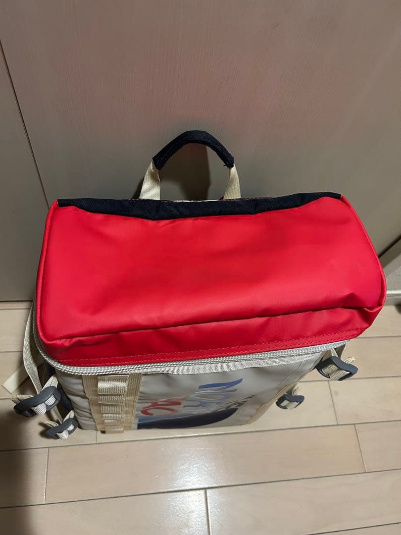 新品未使用　ノースフェイス　ヒューズボックス21L（キッズ）　リュック
