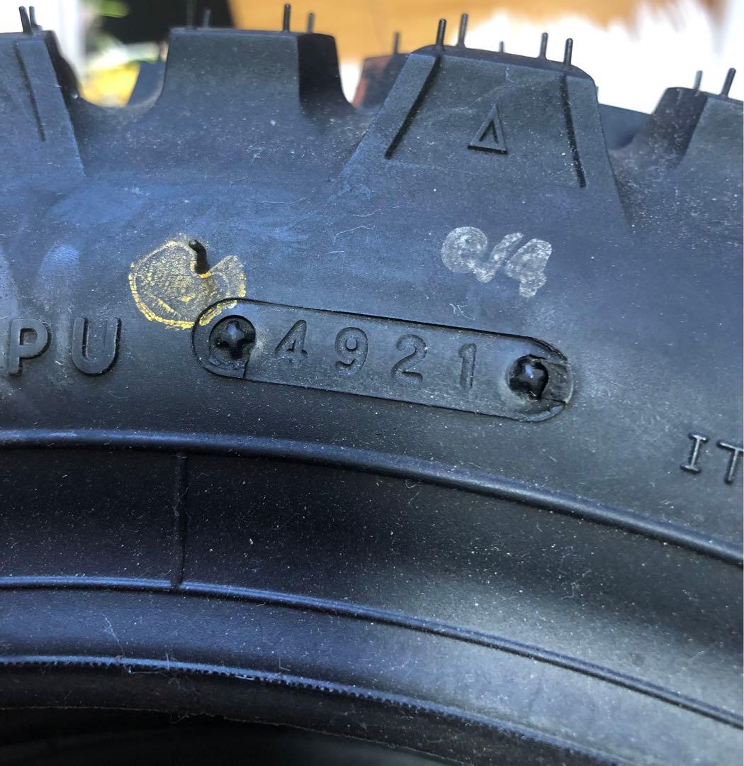 iRC GP-22 100/90-12 59J 未使用 2本セット