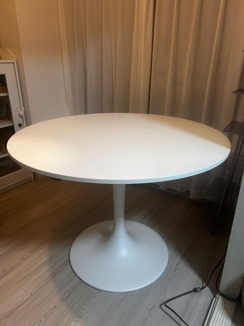 IKEA ダイニングテーブル　DOCKSTA ドクスタ