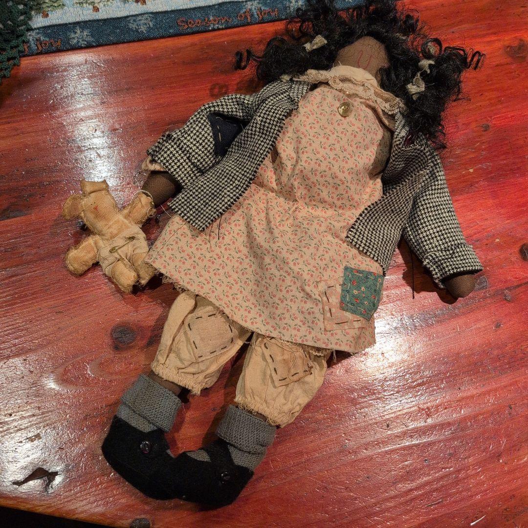 アティックベイビーズ　ビンテージスタイル人形