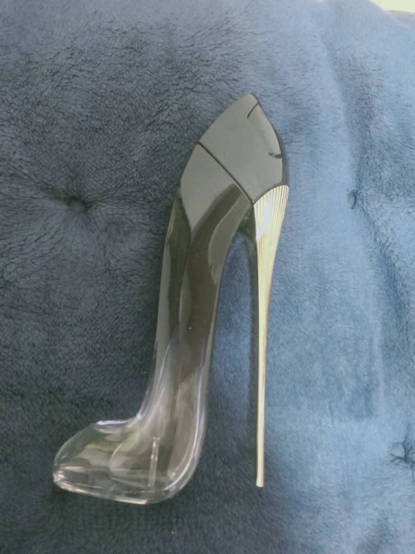 カロライナヘレラ　グッドガール　50ml　香水