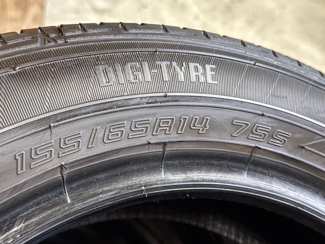 タイヤ・ホイール (542)155/65R14 DUNLOP EC202