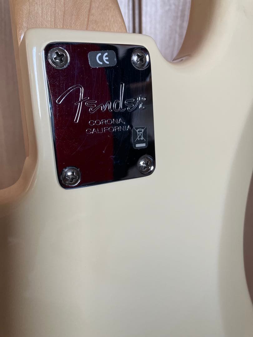 ベース Fender USA Precision Bass 70s FSR