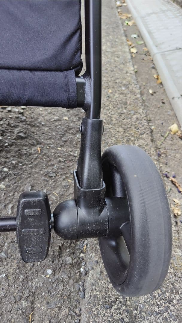 アップリカ　Viit（ヴィット） ブラック