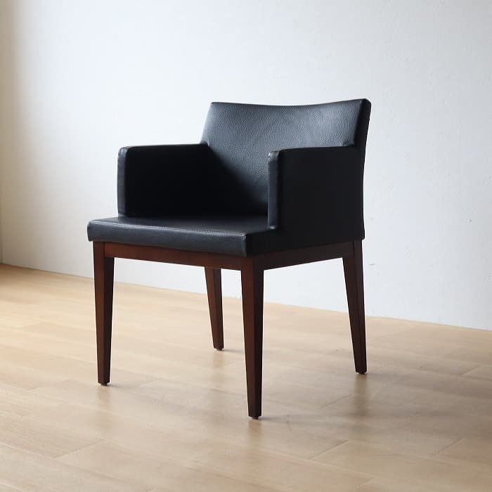 QUON アームチェア ラウンジチェア 肘付イス 木製①