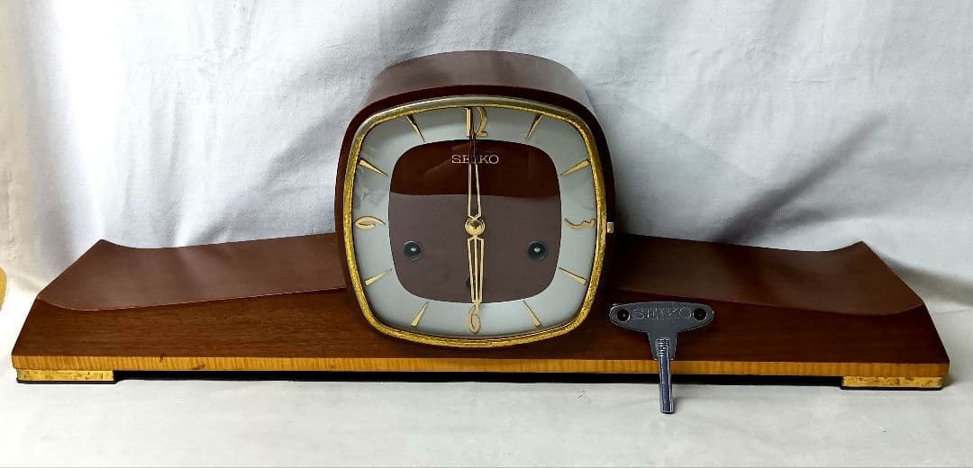 SEIKO セイコー　ゼンマイ式置時計　アンティーク 昭和レトロ　ボンボン時計