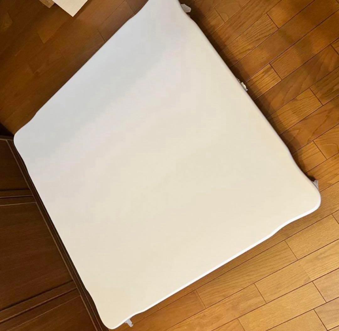 【新品未使用】　折れ脚 猫脚テーブル　折りたたみテーブル【正方形】