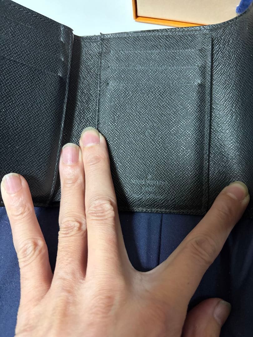 【最終価格】LOUIS VUITTON エピ ポルトフォイユ ツイスト