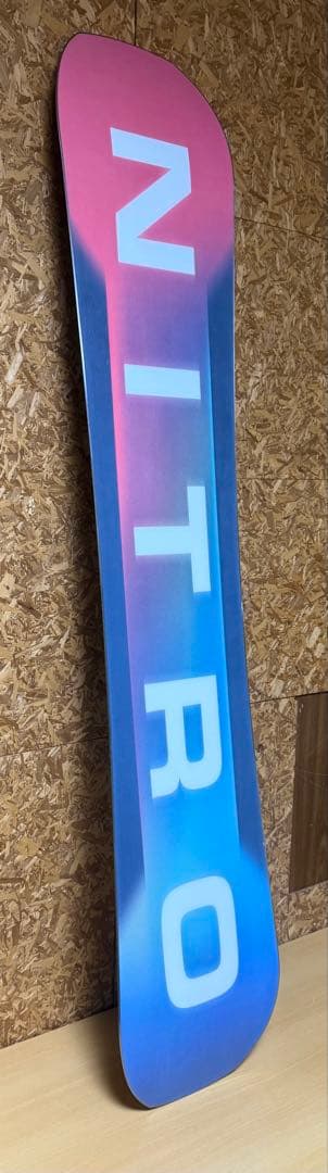 年末までのお値下げ　メンズ スノーボード 板 152cm NITRO TEAM