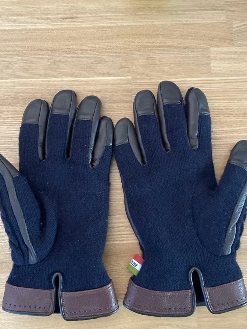 【まあ様】☆送料無料☆orobianco スマホタッチ対応　手袋　羊皮使用