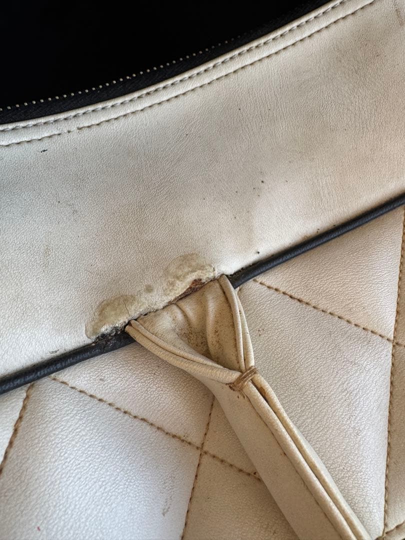 CHANEL ボストンバッグ ホワイト キルティング