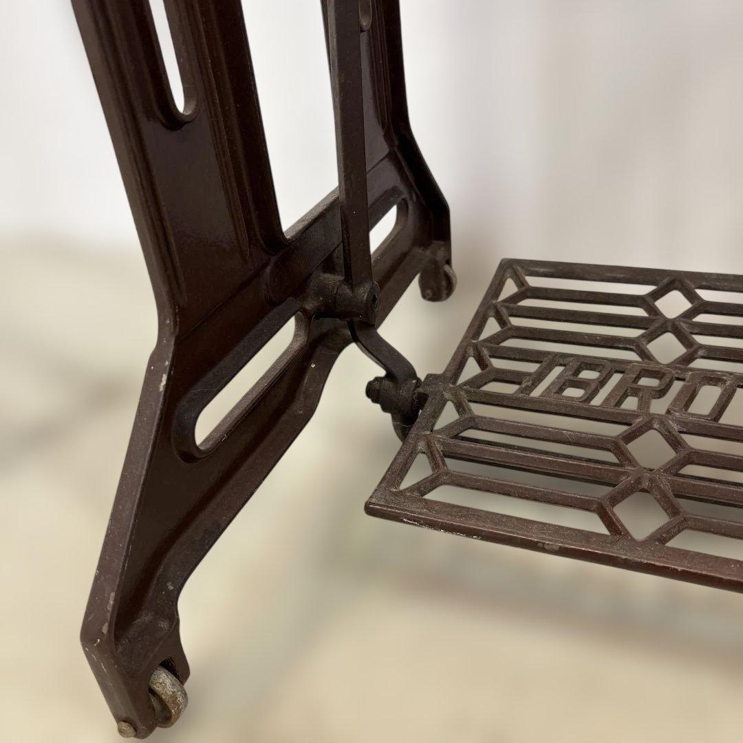 BROTHER 足踏みミシン フレーム