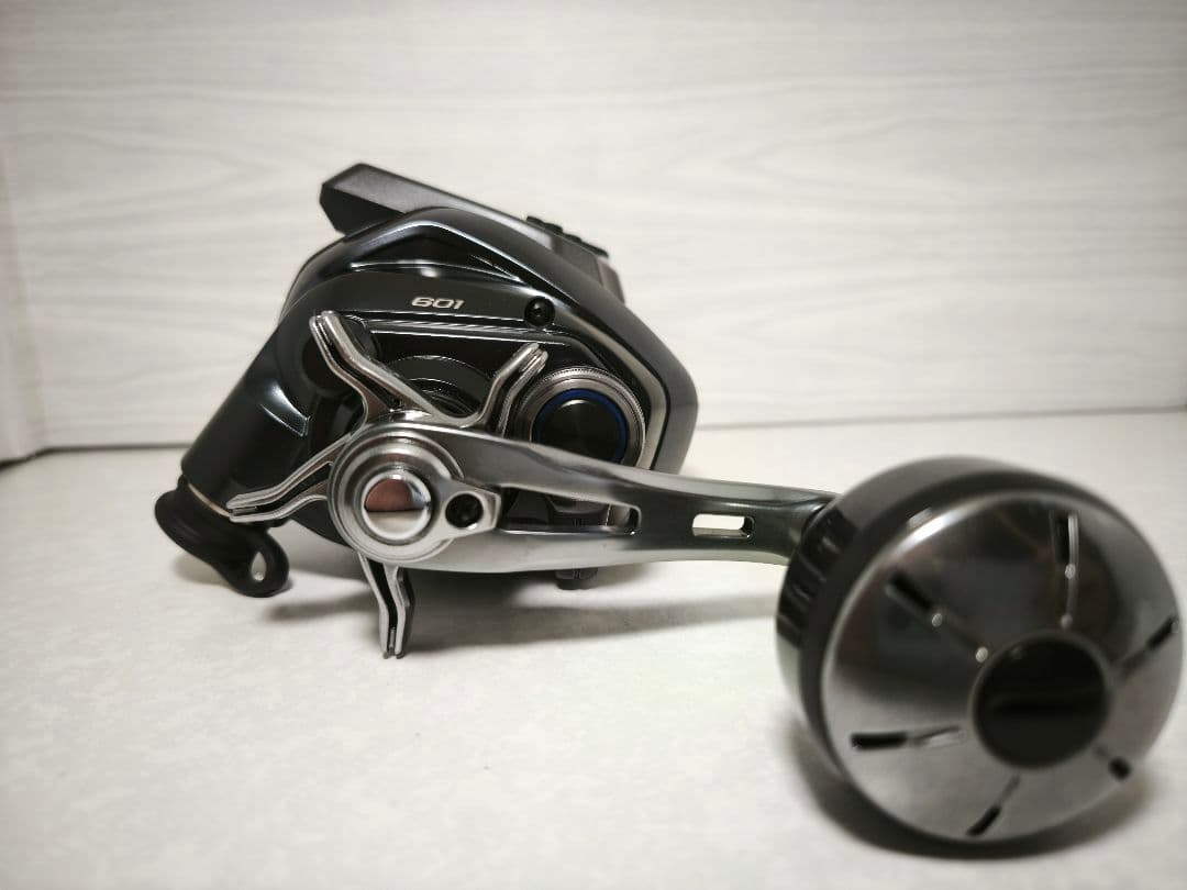 シマノ 24 フォースマスター 601 電動リール バッテリーオマケ