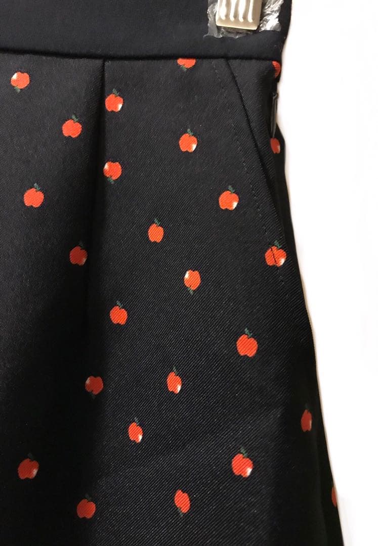 ミュベール いちご柄　（値下げ依頼）