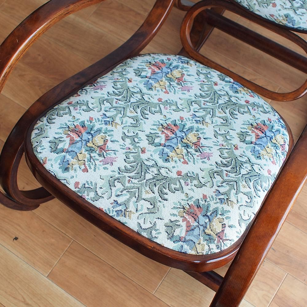 ビンテージ 曲木のロッキングチェア