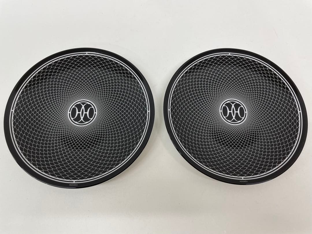 【新品未使用】　エルメス アッシュデコ 丸型プレート 14cm ブラックペア