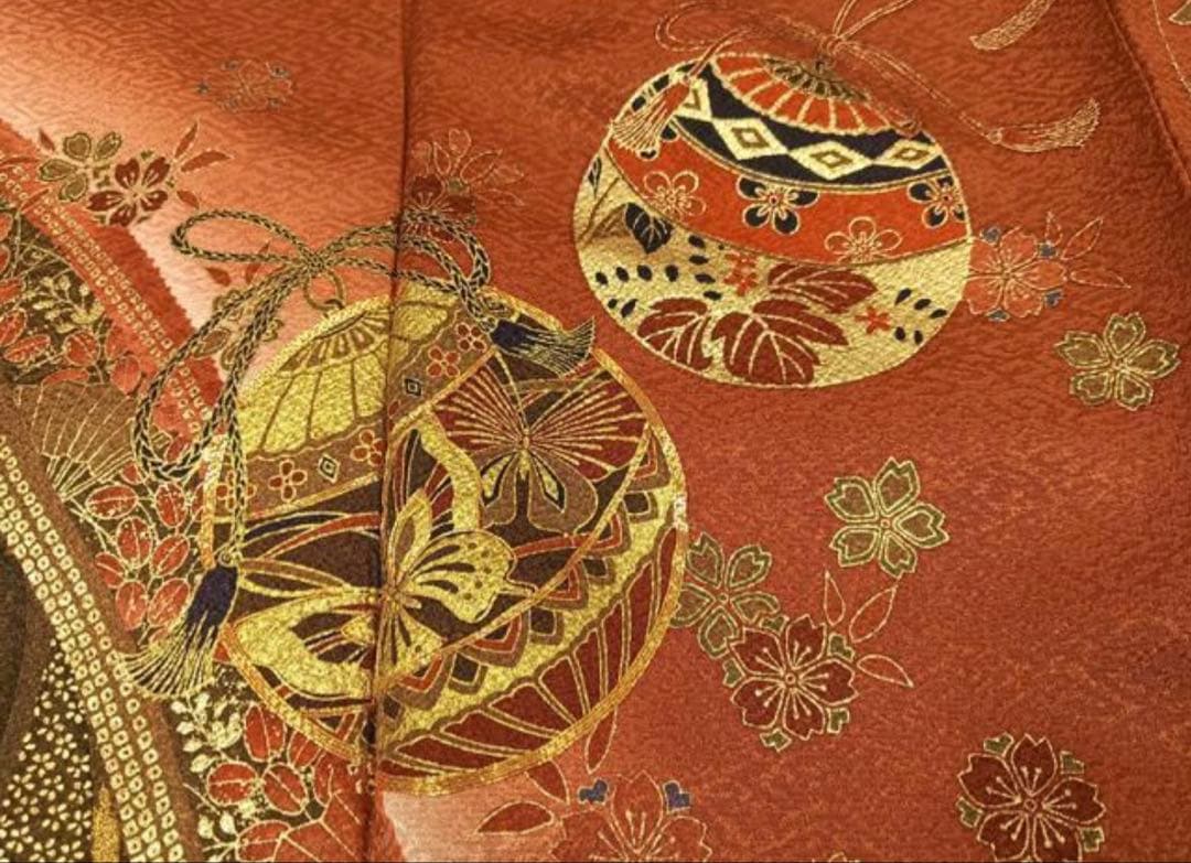 振袖フルセット6点サイズM〜Ｌ駒刺繍　草花毬文　暈し染め　金彩　正絹