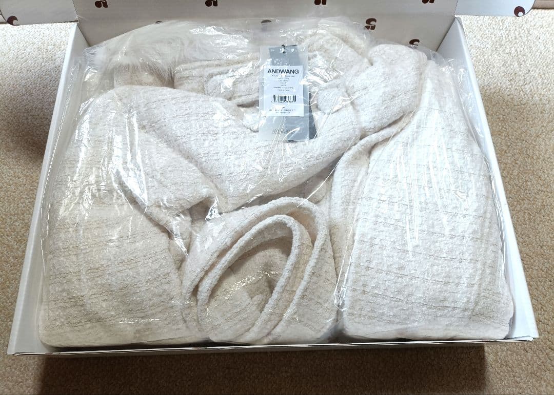 ジャケット・アウター andwang Twinkle Button Tweed Coat