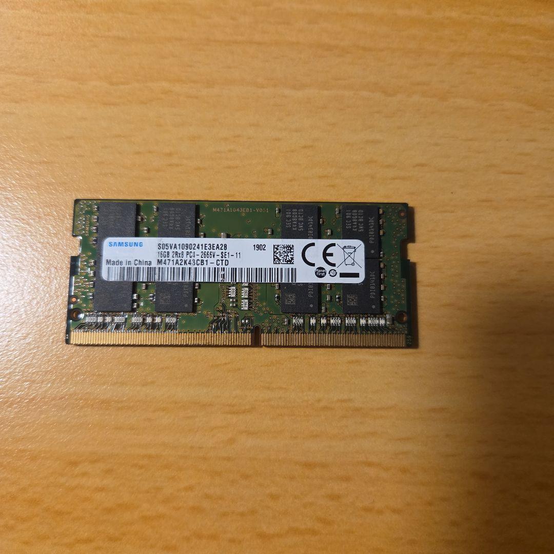 メモリー SAMSUNG DDR4 16GB (M471A2K43CB1-CTD)