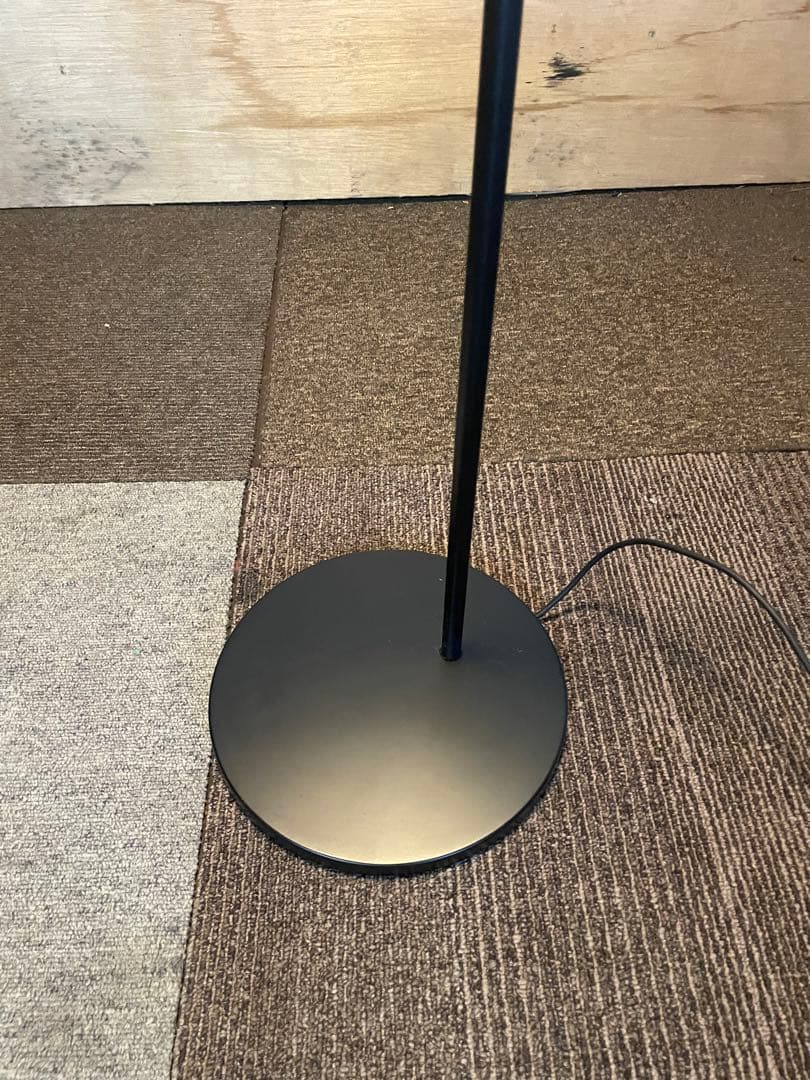 Louis Poulsen ルイスポールセンyuh フロアライト