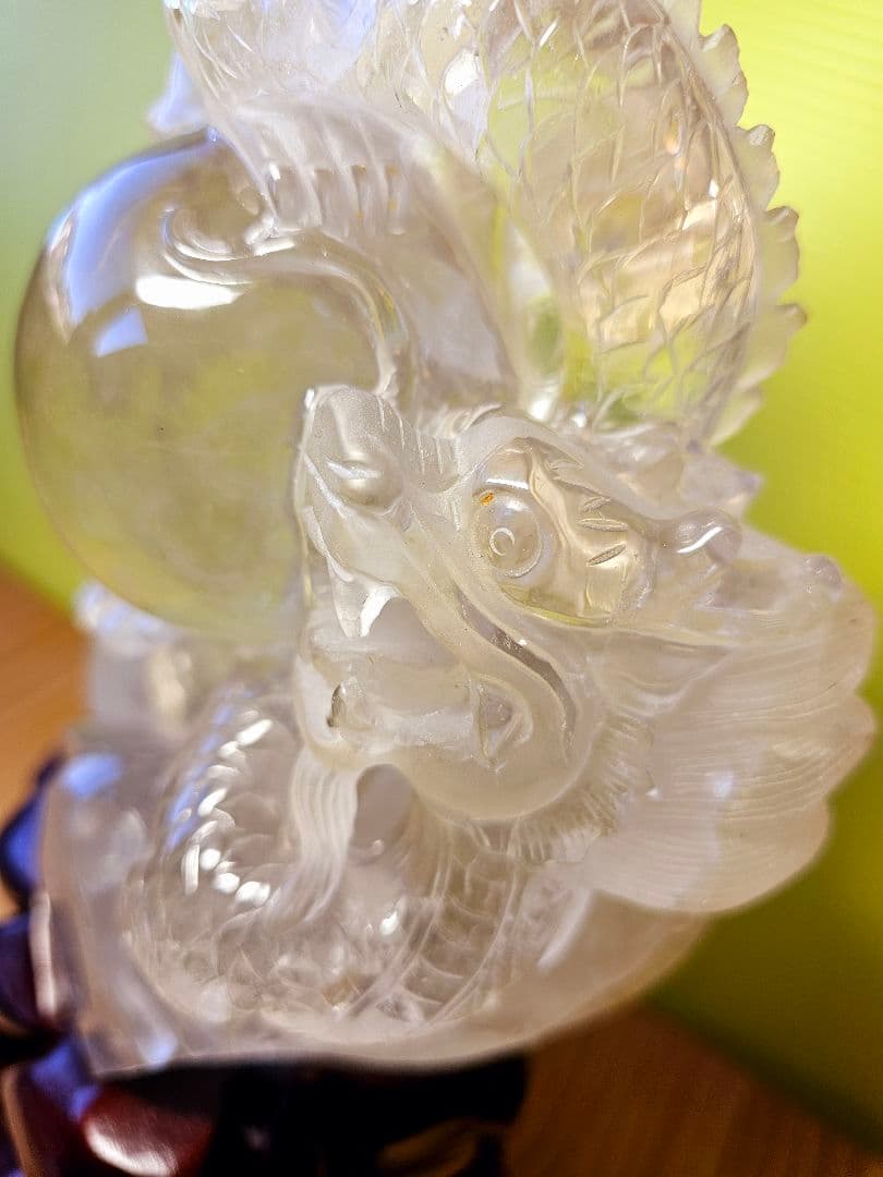 超巨大‼️虹入り✡️マニカラン産 龍神水晶とゴールドルチル丸玉の2点セット