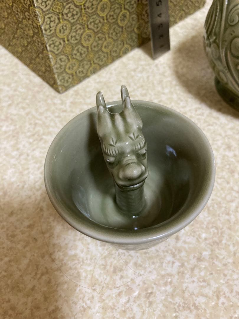 中国宋代耀州窯  倒流壶￼  陽刻花紋  古美術品