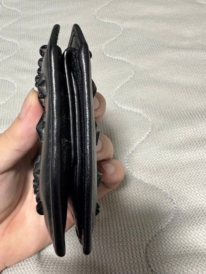 ジミーチュウ　二つ折り財布　ブラック