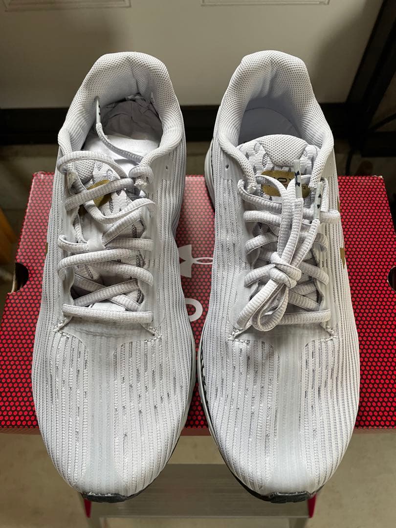 アンダーアーマー