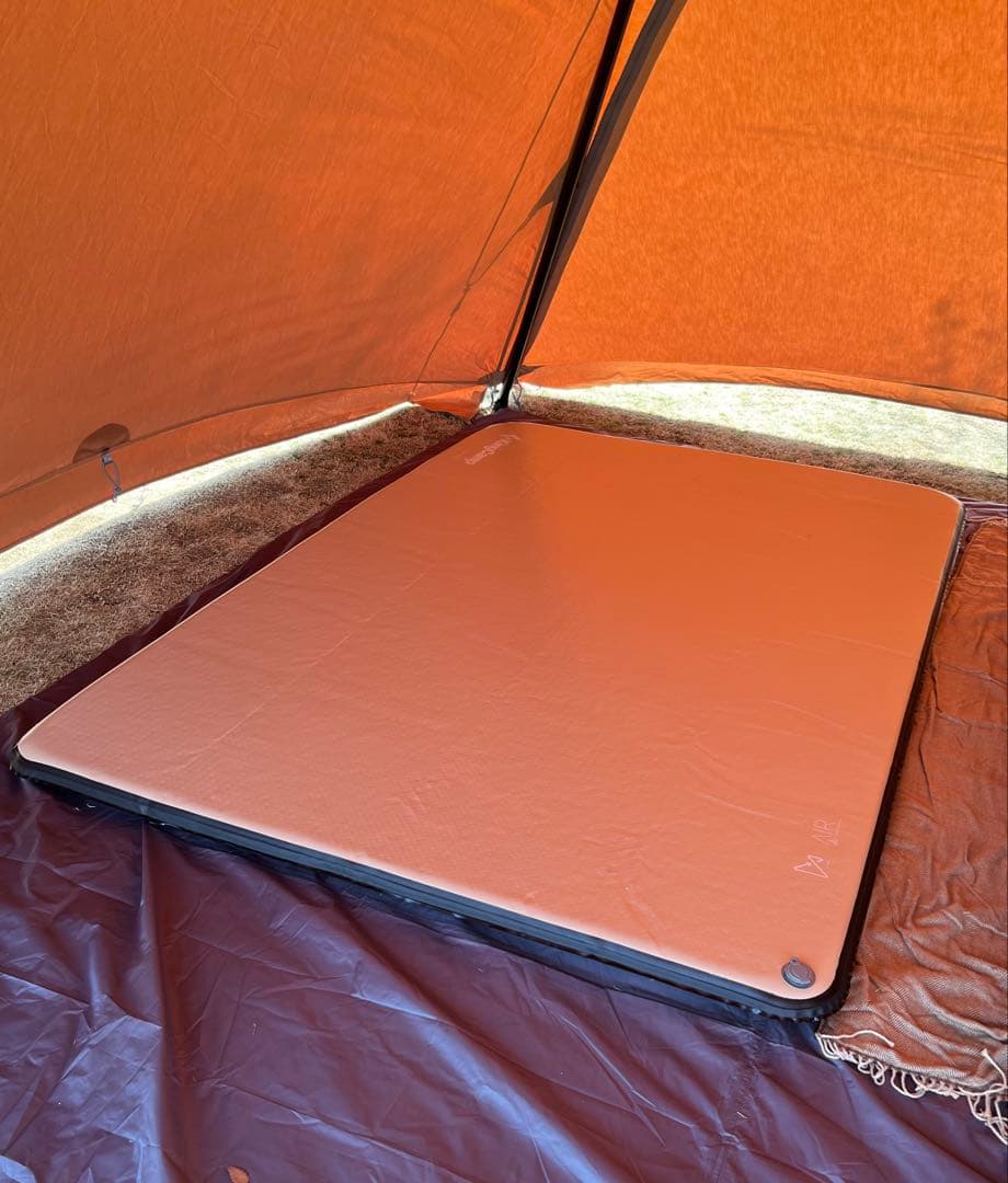 KingCamp スリーピングマット ベージュ 収納バッグ付き