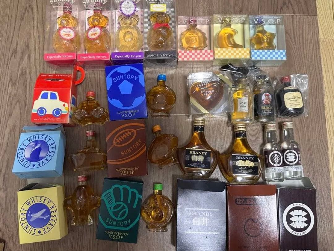 サントリー ウイスキー　ミニボトル21本セット　箱付き