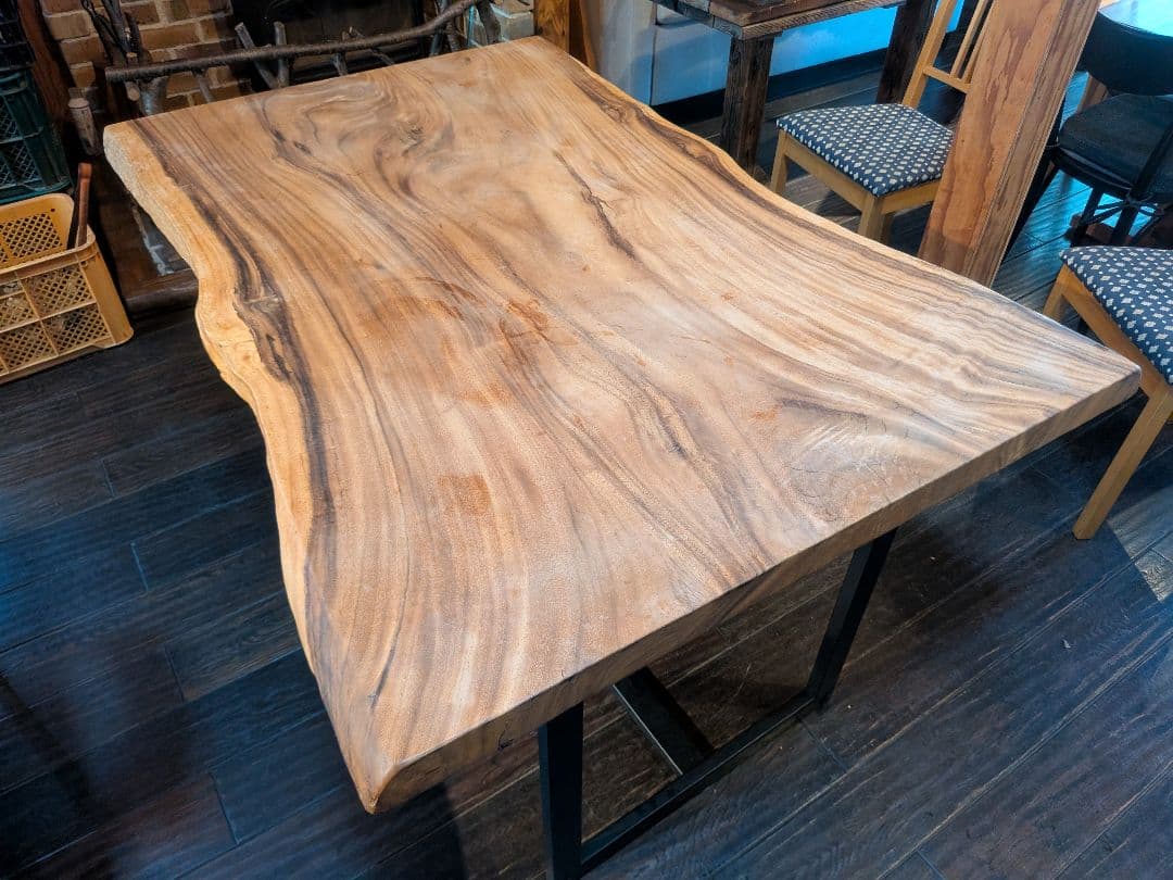 【一枚板】モンキーポッド／ダイニングテーブル