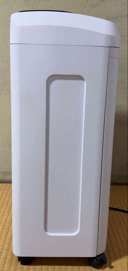 にーな✧*。アイリスオーヤマ オートフィードシュレッダー【中古品】