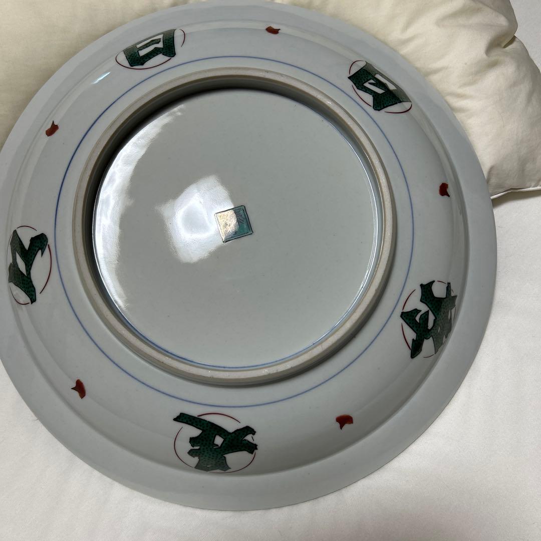 リスとブドウの陶磁器皿　武腰泰山