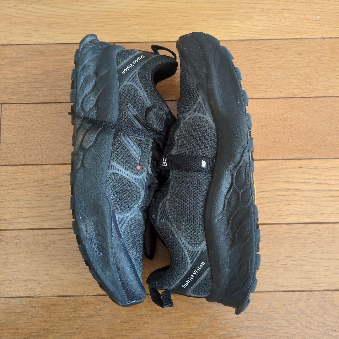 New Balance ブラック スニーカー メンズ