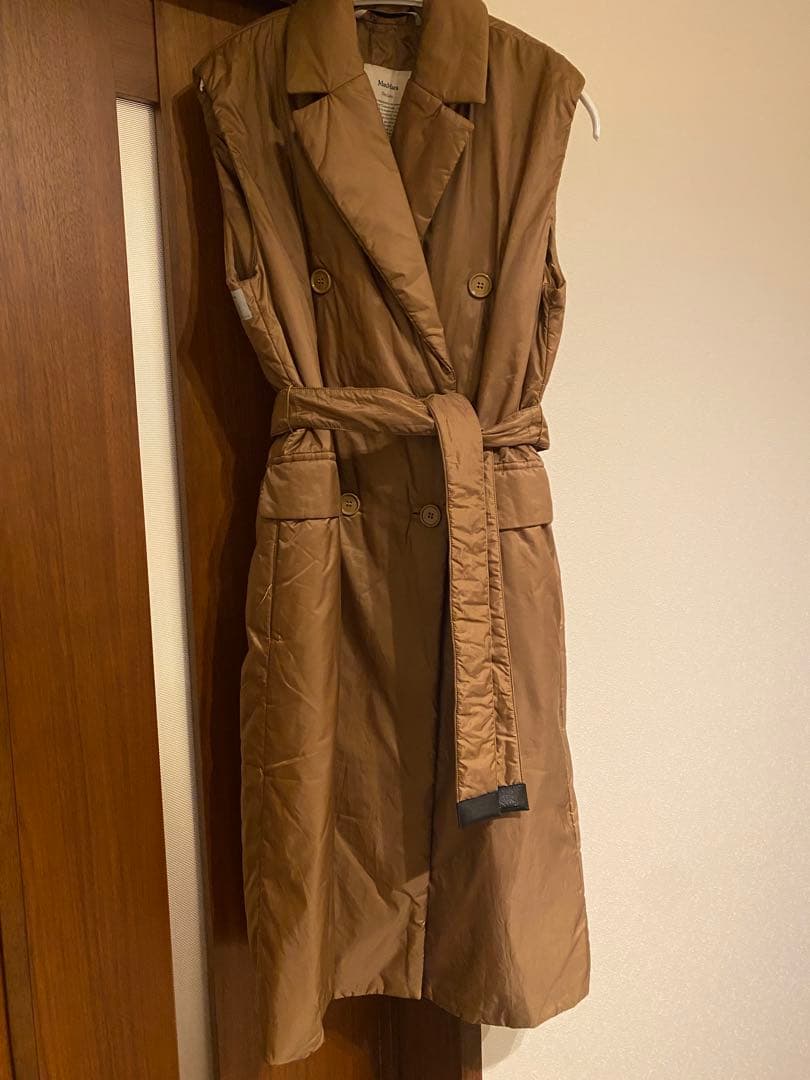 Max Mara マックスマーラザキューブ　キャメリュクス ダウンベスト　ジレ