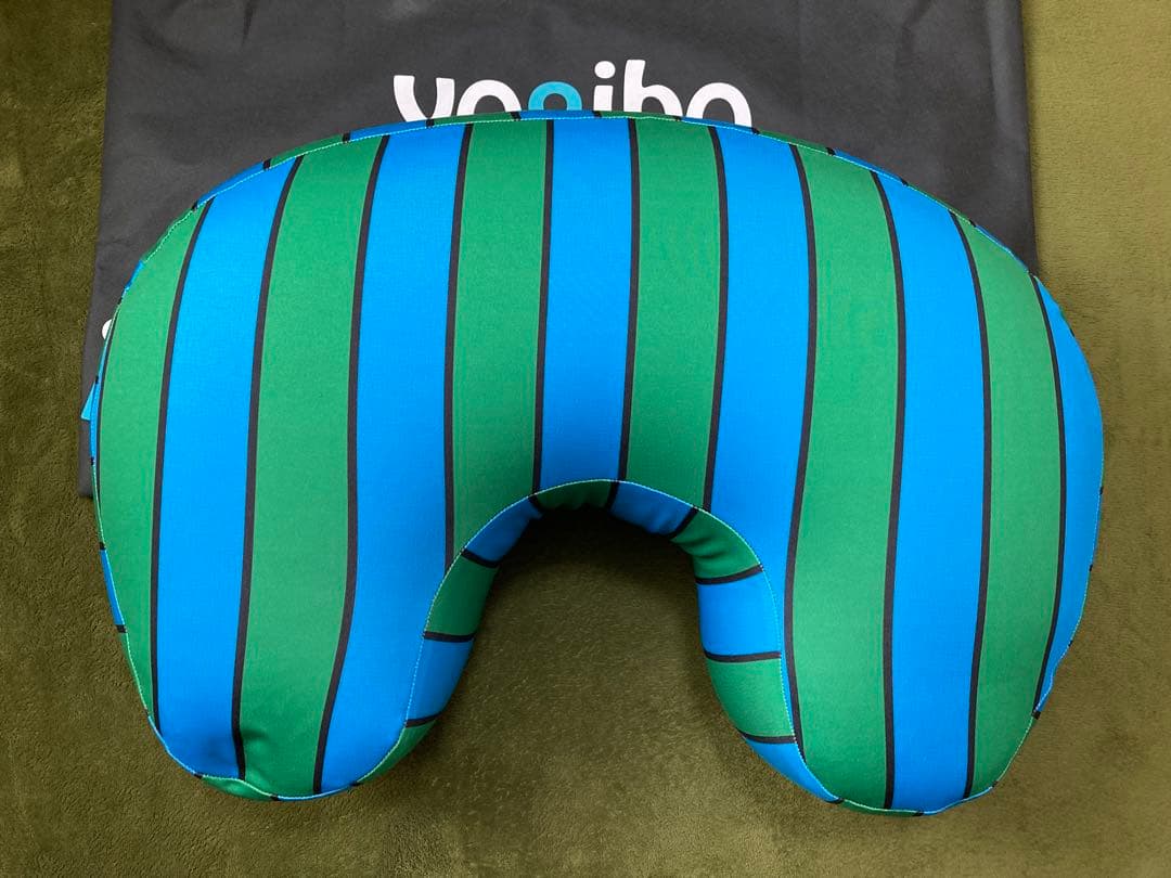 【再販未定、限定品】Yogibo ヨギボー メガムーンピロー 新品タグ付き