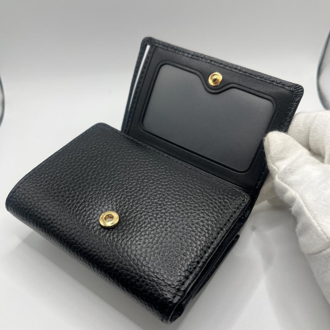 Vivienne Westwood がま口 黒 型押し おしゃれ 定番 折財布