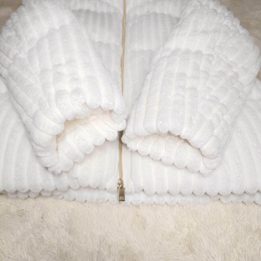 TATRAS FINA ファー ダウンジャケット 限定 パールコレクション 02