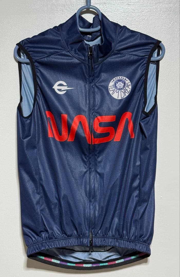 team dream team ベスト　プレオーダー品