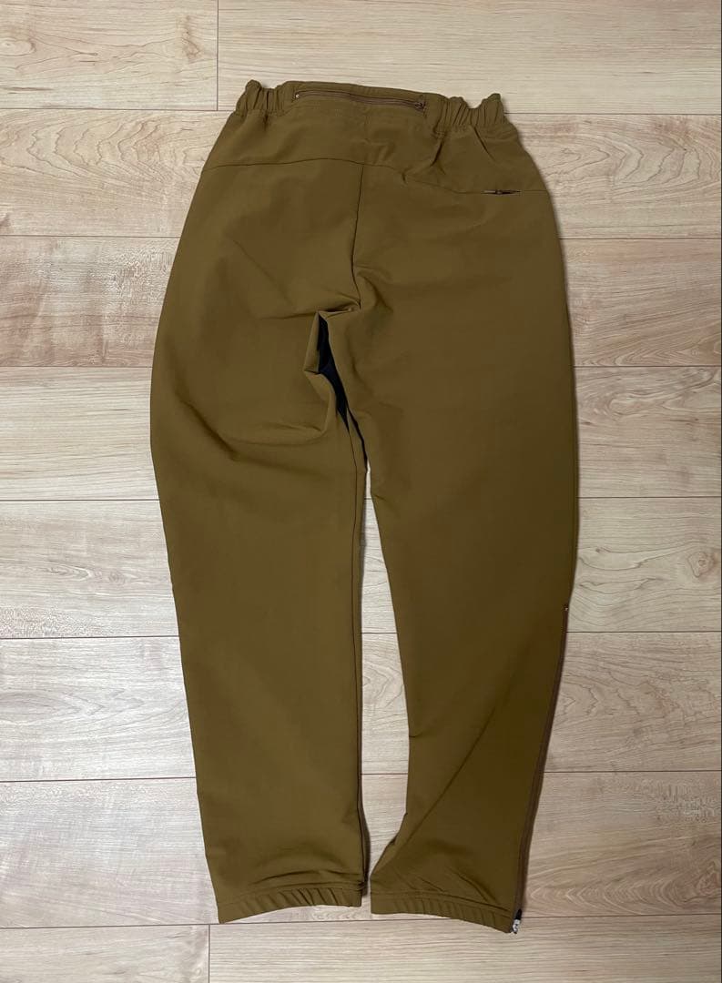 エルドレッソ　ランニングパンツ