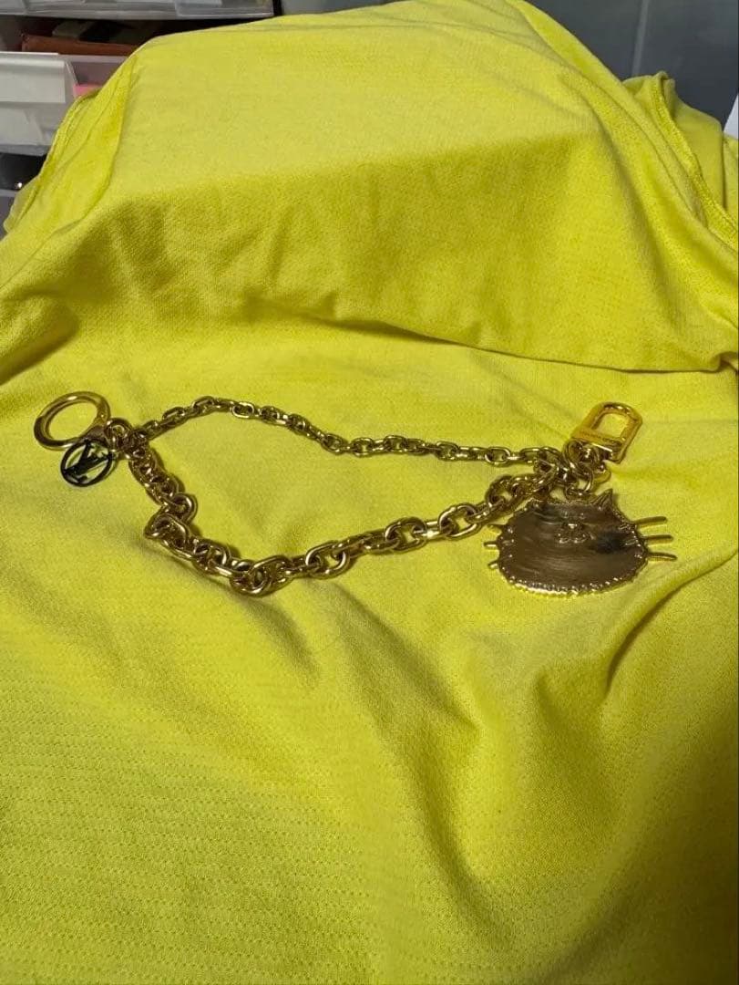 中古ヴィトン　LOUIS VUITTON ポルトクレ・シェンヌ キャットグラム